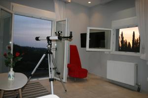 TV a/nebo společenská místnost v ubytování Luxury Apartment, Tranquility, Sea Views, Breeze