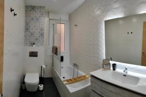 Koupelna v ubytování BilbaoGetAway