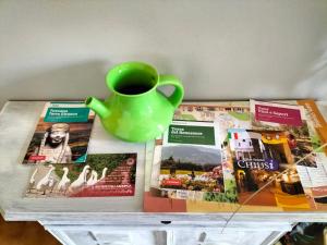 Coffee and tea making facilities at L'oca Nera