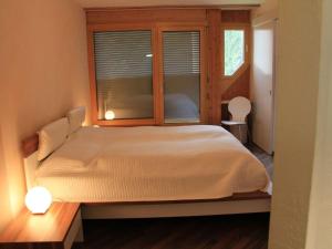 Postel nebo postele na pokoji v ubytování Apartment Soleval Tavanera 135 by Interhome