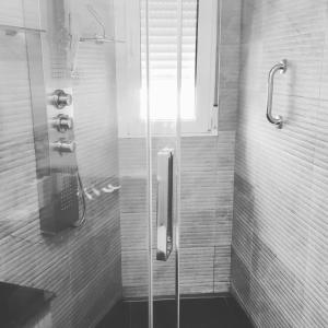Koupelna v ubytování Apartament Melpomeny + 19 fotografií