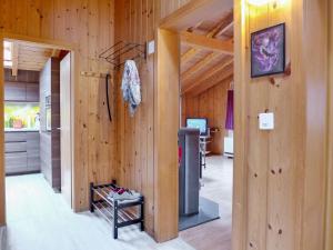 Postel nebo postele na pokoji v ubytování Apartment Elsighornblick by Interhome