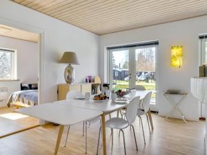 Posezení v ubytování Holiday Home Pietari - 1-2km from the sea by Interhome