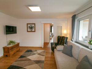 Televiisor ja/või meelelahutuskeskus majutusasutuses Apartment Lisa by Interhome