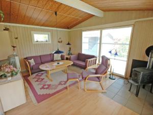 Foto dalla galleria di Holiday Home Yari - 250m from the sea by Interhome a Køge
