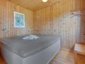 En eller flere senge i et værelse på Holiday Home Hege - 450m from the sea in Sealand by Interhome