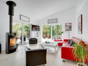 Posezení v ubytování Holiday Home Biorn - 70m from the sea by Interhome