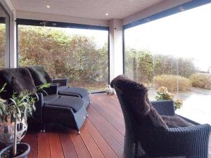 Posezení v ubytování Holiday Home Laila - 50m from the sea by Interhome