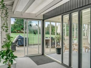 Zahrada ubytování Holiday Home Fita - 300m from the sea by Interhome