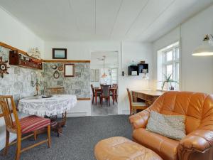Posezení v ubytování Holiday Home Evje - 250m from the sea by Interhome
