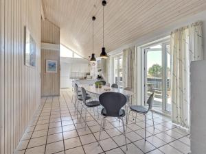 Posezení v ubytování Holiday Home Faina - 100m from the sea by Interhome + 34 fotografií