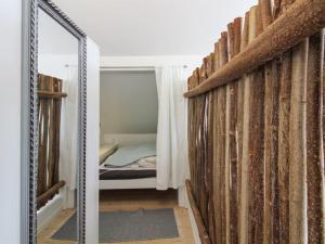 Postel nebo postele na pokoji v ubytování Apartment Kundry - 800m from the sea in Funen by Interhome