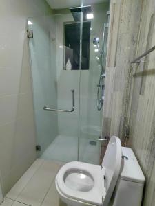 Ett badrum på M City 2 BEDROOM KLCC