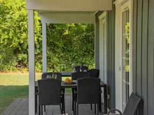 Zahrada ubytování Holiday Home Fausta - 150m to the inlet by Interhome
