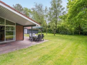 Zahrada ubytování Holiday Home Bosi - 28km from the sea by Interhome
