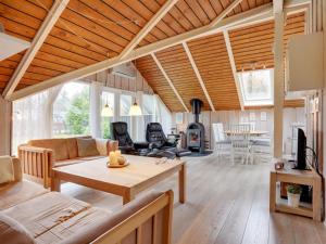 Posezení v ubytování Holiday Home Anninka - 28km from the sea by Interhome