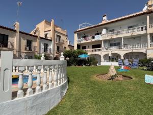 Vonkajšia záhrada v ubytovaní Nerja Paradise Rentals - Villa Encanto