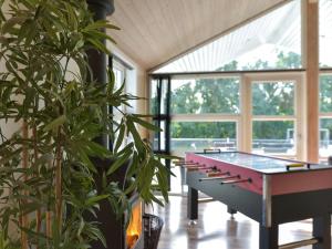 Stolní tenis v ubytování Holiday Home Findus - 1-2km to the inlet in Western Jutland by Interhome nebo okolí + 18 fotografií