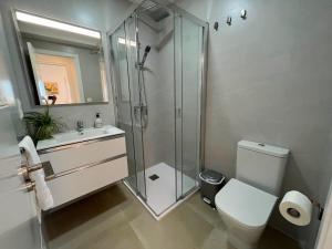 Koupelna v ubytování Nerja Paradise Rentals - Morasol Apt 7