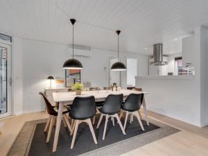 Fotografie z fotogalerie ubytování Holiday Home Tyge - 10km from the sea by Interhome v destinaci Oksbøl + 26 fotografií