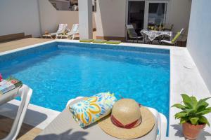 Bazén v ubytovaní Nerja Paradise Rentals - Villa Valeria alebo v jeho blízkosti