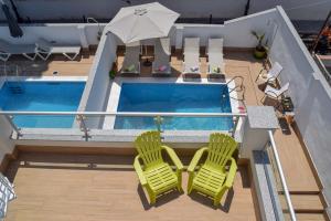 Bazén v ubytovaní Nerja Paradise Rentals - Villa Valeria alebo v jeho blízkosti