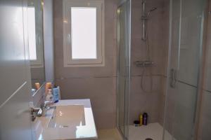 Kúpeľňa v ubytovaní Nerja Paradise Rentals - Villa Valeria