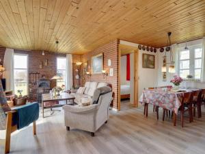 Posezení v ubytování Holiday Home Tuki - 700m to the inlet by Interhome + 24 fotografií