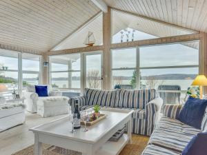 Posezení v ubytování Holiday Home Tini - 50m to the inlet by Interhome + 32 fotografií