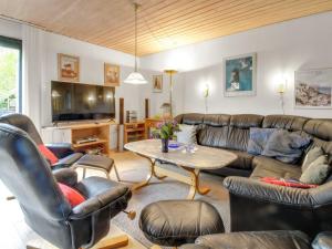 Posezení v ubytování Holiday Home Anine - 200m to the inlet by Interhome