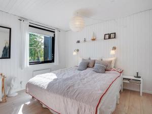 Fotografie z fotogalerie ubytování Holiday Home Tona - 300m from the sea in Djursland and Mols by Interhome v destinaci Knebel