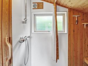 Koupelna v ubytování Holiday Home Ludewiga - 350m from the sea by Interhome + 22 fotografií