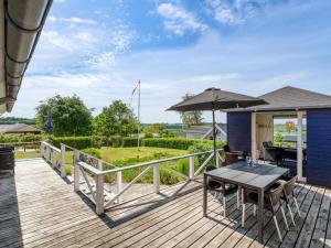 Balkón nebo terasa v ubytování Holiday Home Edvia - 700m to the inlet by Interhome