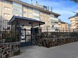 Budova, kde se apartmán nachází
