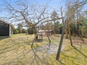 Zahrada ubytování Holiday Home Catha - 175m from the sea by Interhome