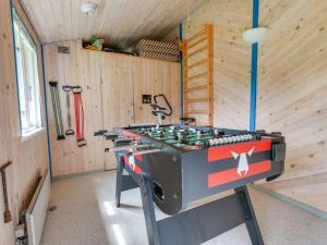 Herní místnost v ubytování Holiday Home Blazo - 400m from the sea by Interhome