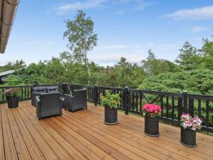 Balkón nebo terasa v ubytování Holiday Home Flora - 150m from the sea by Interhome