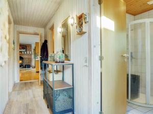 Kuchyň nebo kuchyňský kout v ubytování Holiday Home Aurea - 1km from the sea by Interhome