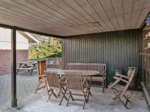 Patio nebo venkovní prostory v ubytování Holiday Home Aurea - 1km from the sea by Interhome