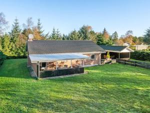 Zahrada ubytování Holiday Home Aurea - 1km from the sea by Interhome