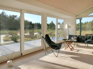 Zahrada ubytování Holiday Home Melinda - 2km from the sea by Interhome