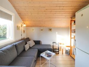 Posezení v ubytování Holiday Home Vrage - 800m from the sea by Interhome + 16 fotografií