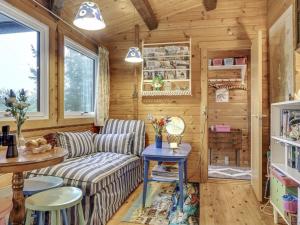 Posezení v ubytování Holiday Home Artur - 1-5km from the sea by Interhome