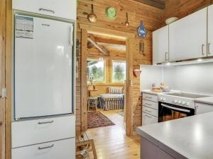 Kuchyň nebo kuchyňský kout v ubytování Holiday Home Artur - 1-5km from the sea by Interhome