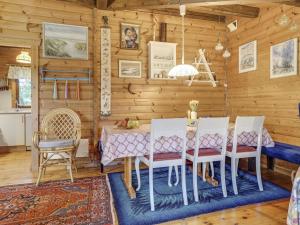 Posezení v ubytování Holiday Home Artur - 1-5km from the sea by Interhome