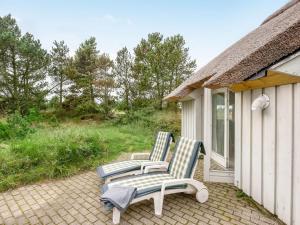 Zahrada ubytování Holiday Home Catarine - 1-1km from the sea by Interhome