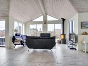 Posezení v ubytování Holiday Home Luci - 500m from the sea by Interhome