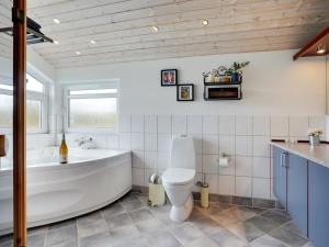 Fotografie z fotogalerie ubytování Holiday Home Sjo - 800m from the sea in NW Jutland by Interhome v destinaci Hjorring