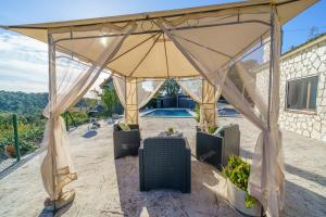 Basen w obiekcie Refugio Lux, Piscina Privada & Aircon lub w pobliżu