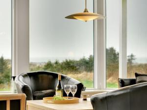 Posezení v ubytování Holiday Home Swarthofthi - 1-5km from the sea by Interhome